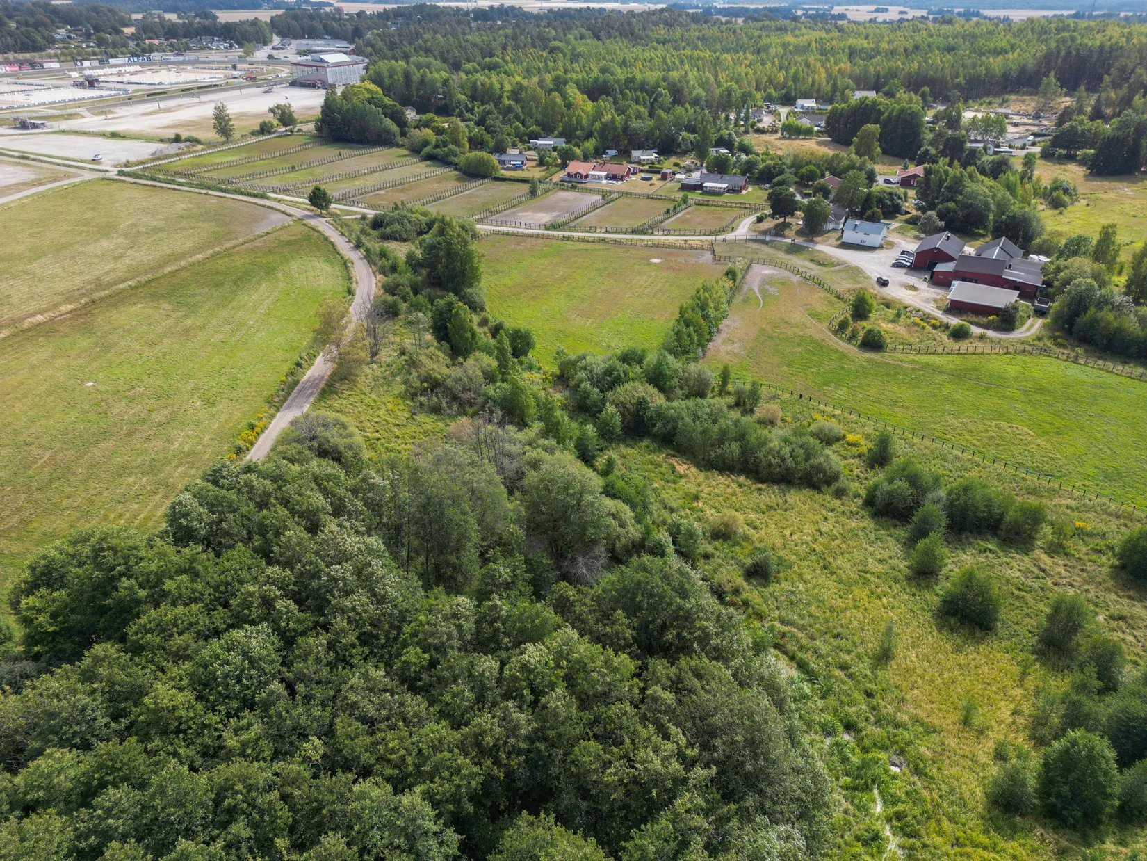 Gård/Skog, Stallbacken 57, Sundbyholm, Eskilstuna