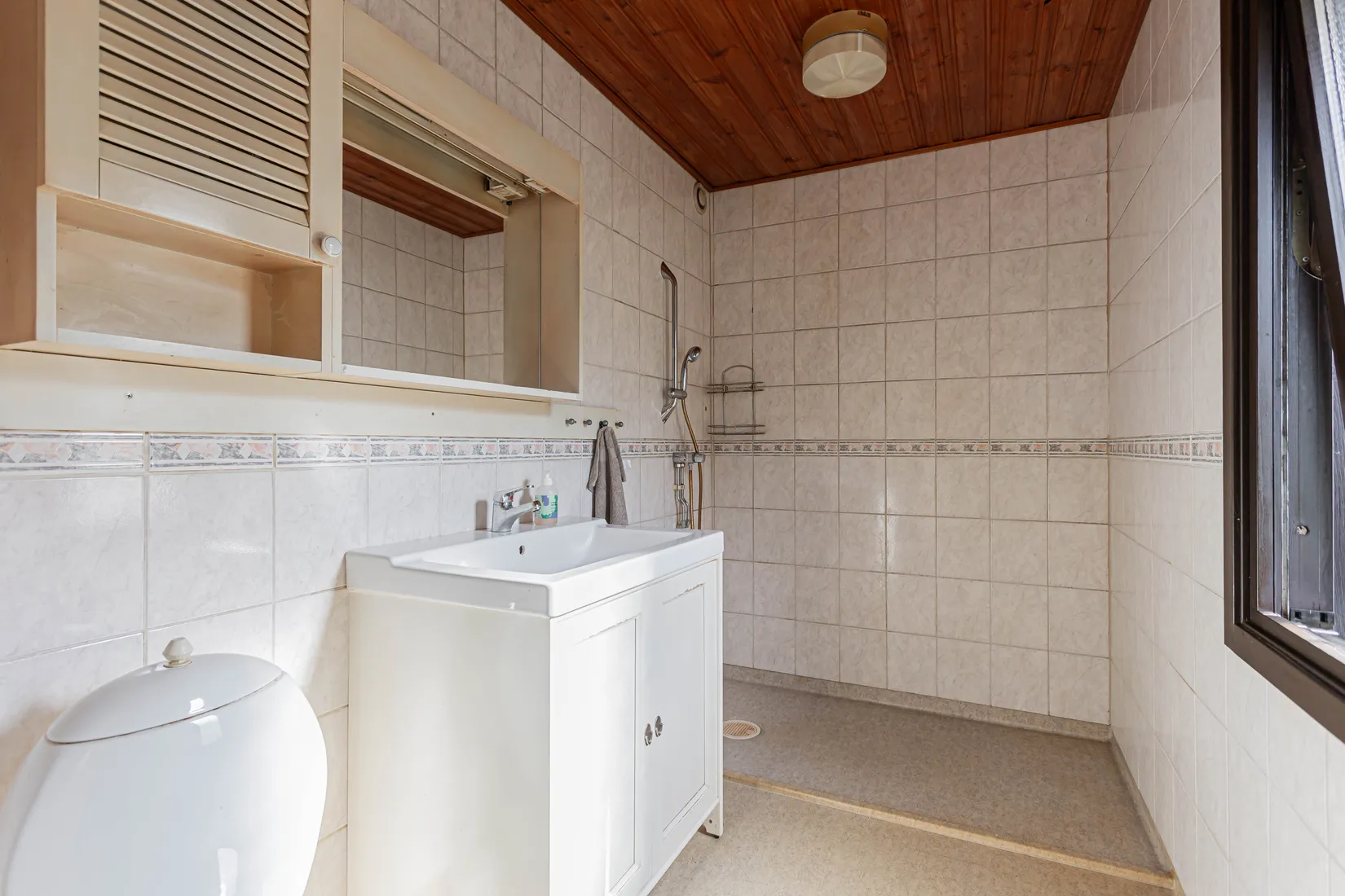 Villa, Basunvägen 19, Surahammar