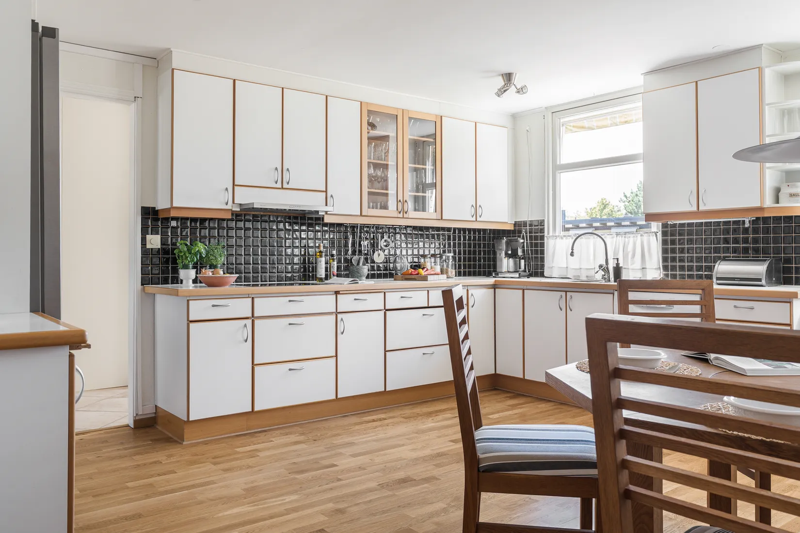 Radhus, Kamrersvägen 9, Bjärred Centralt, Lomma