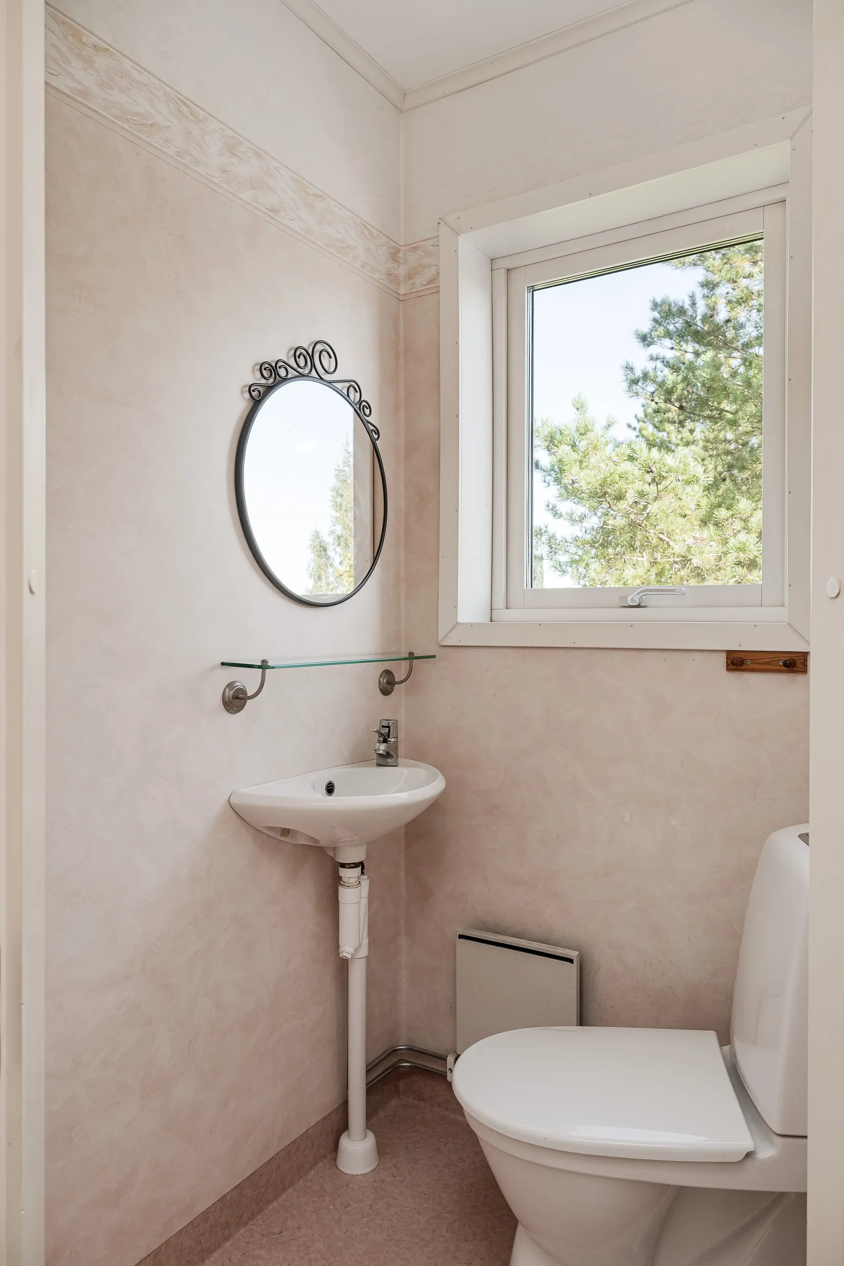 Villa, Aspvägen 14, Bondsjöstaden, Härnösand
