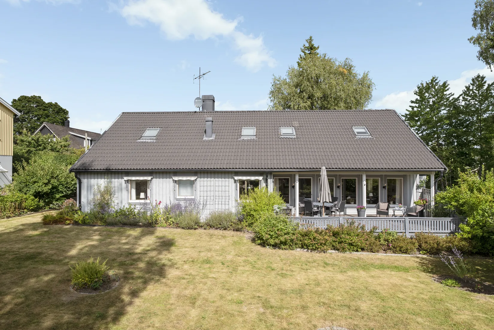 Villa, Ellahagsvägen 18A, Ella Park, Täby