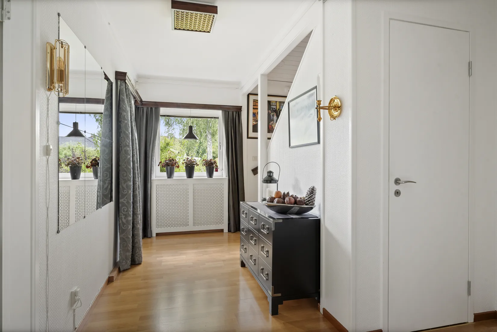 Villa, Ellahagsvägen 18A, Ella Park, Täby