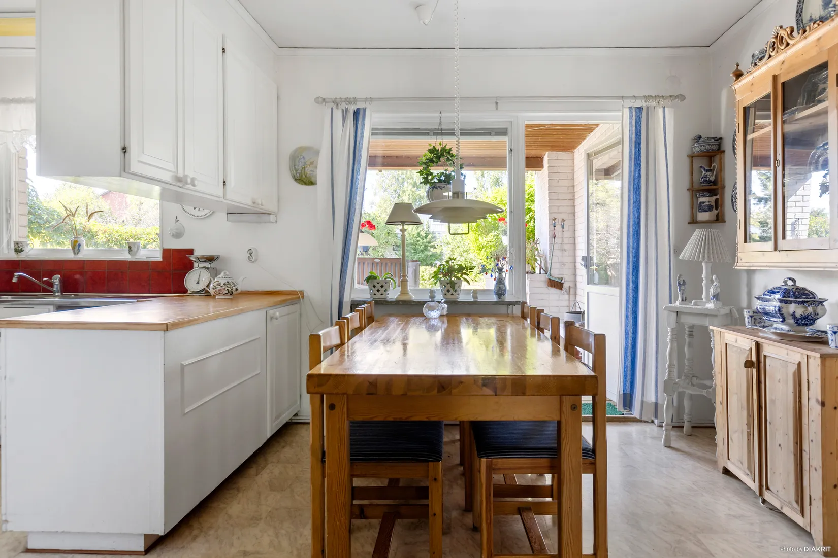 Villa, Högamovägen 10 samt 12, Brickeberg, Örebro