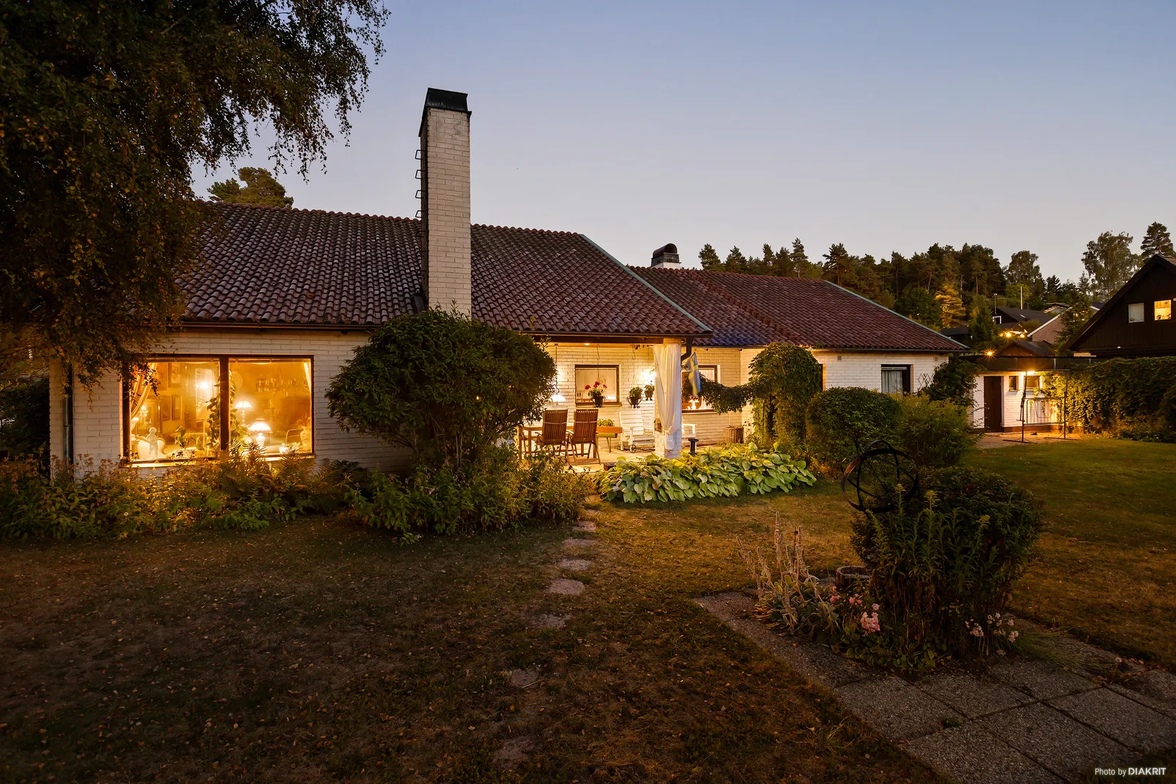 Villa, Högamovägen 10 samt 12, Brickeberg, Örebro