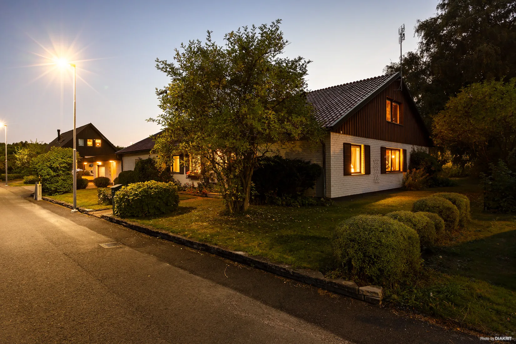 Villa, Högamovägen 10 samt 12, Brickeberg, Örebro