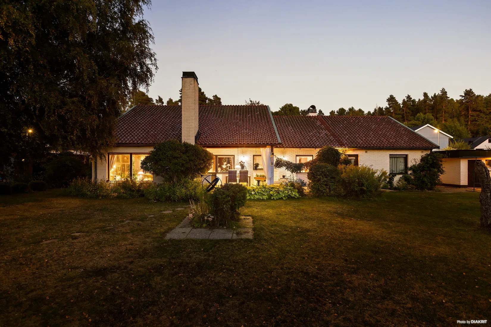 Villa, Högamovägen 10 samt 12, Brickeberg, Örebro