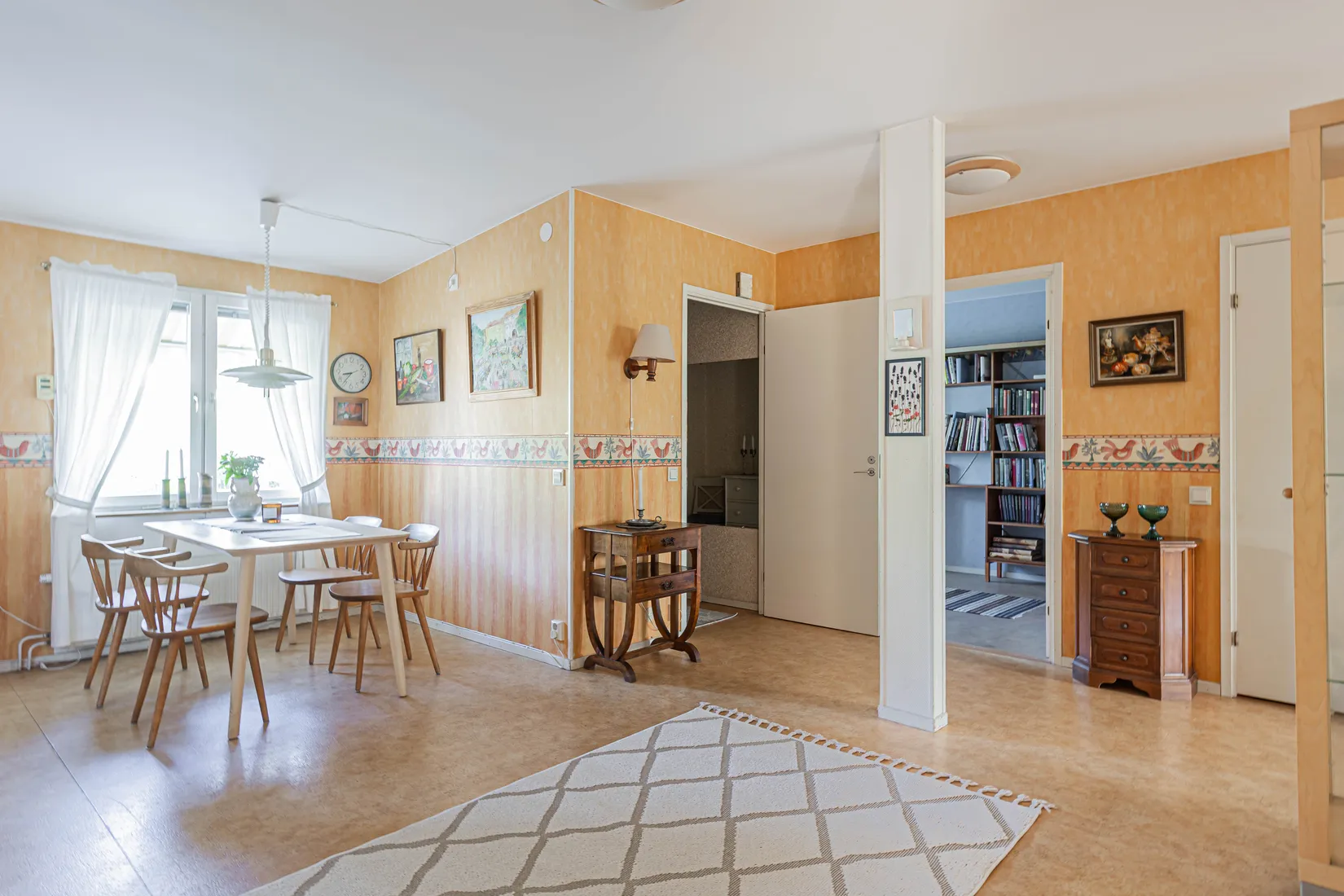 Radhus, Kilagatan 12, Odensvi, Västerås
