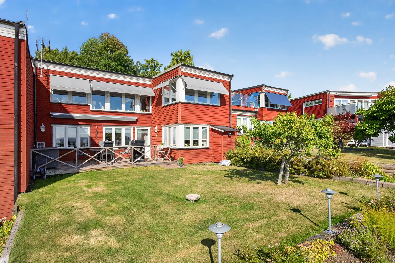 Radhus, Bladvägen 13, Dälderna, Skövde