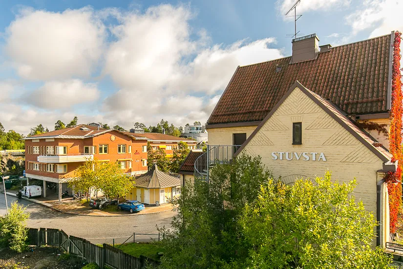 Villa, Storskogsvägen 12, Stuvsta centrum, Huddinge