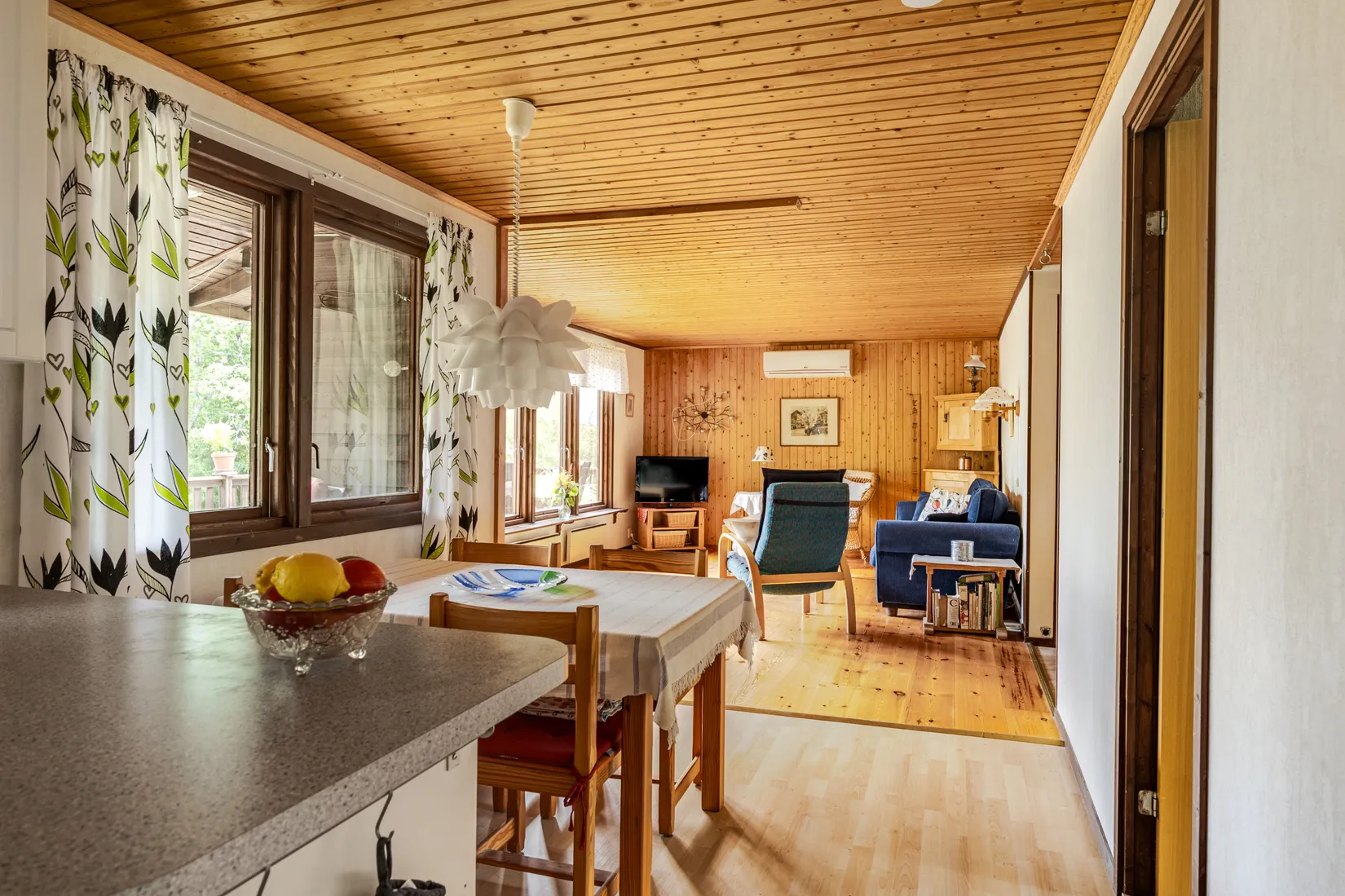 Villa, Mjölnare Isidors väg 26, Öllösa, Gnesta