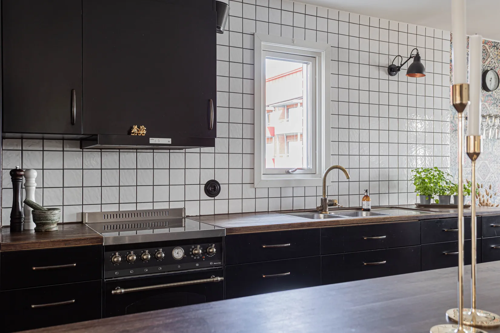 Radhus, Norra Allégatan 37F, Karlsdal, Västerås
