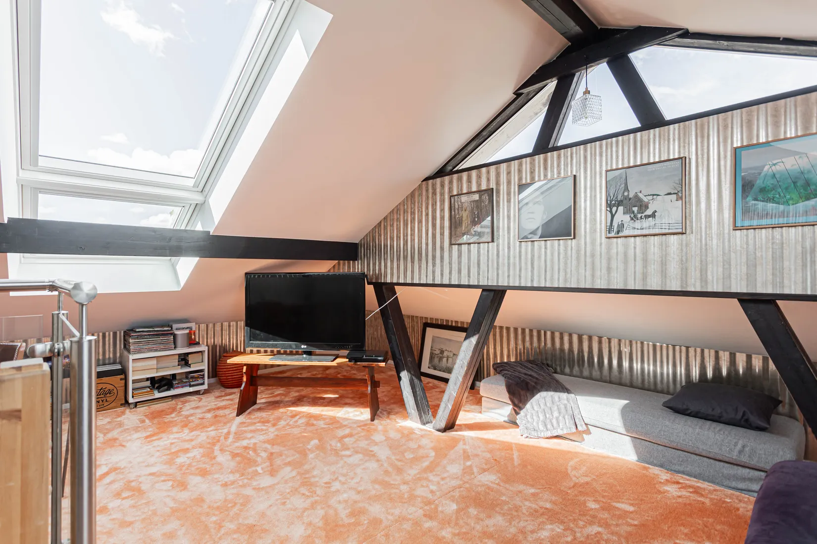 Radhus, Norra Allégatan 37F, Karlsdal, Västerås