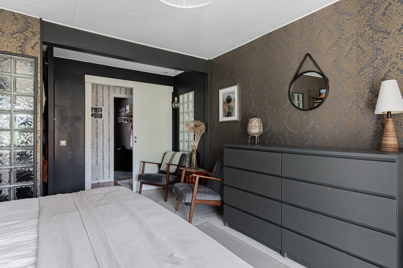 Radhus, Norra Allégatan 37F, Karlsdal, Västerås