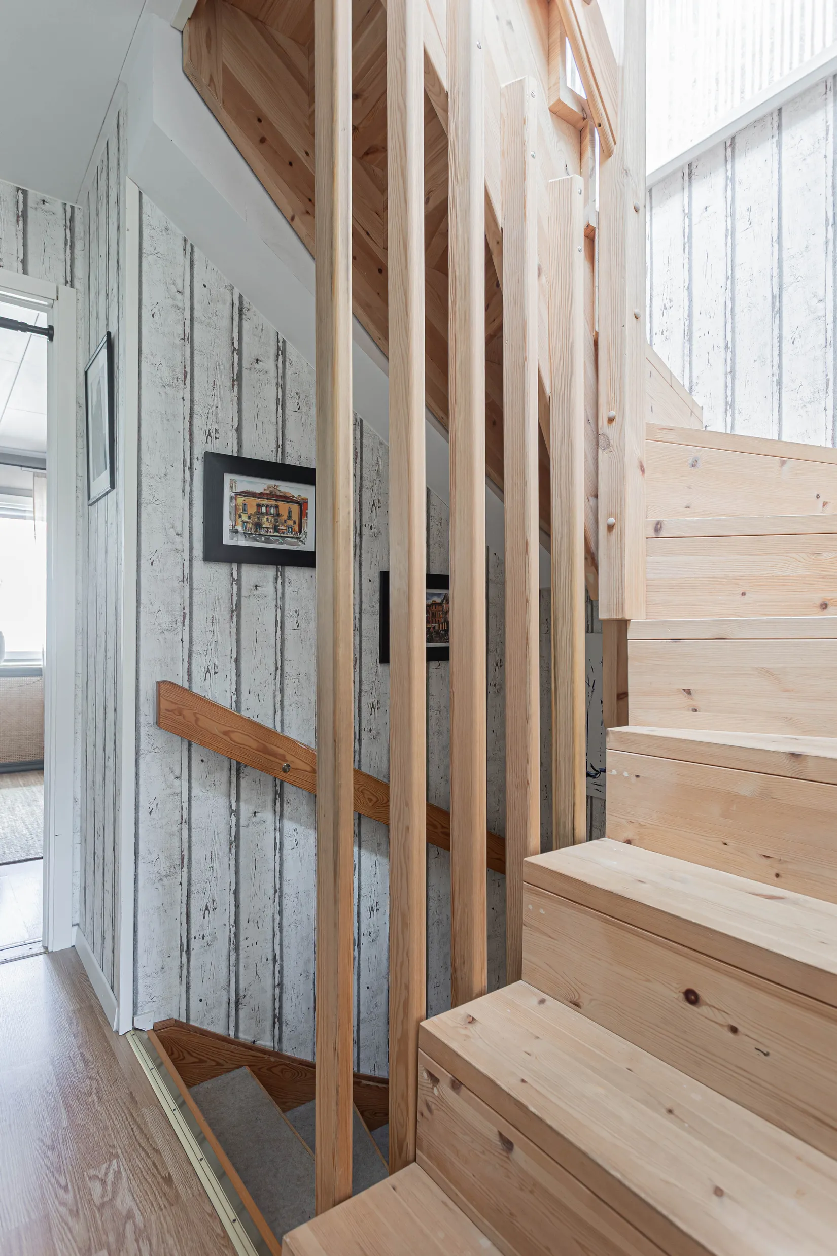 Radhus, Norra Allégatan 37F, Karlsdal, Västerås