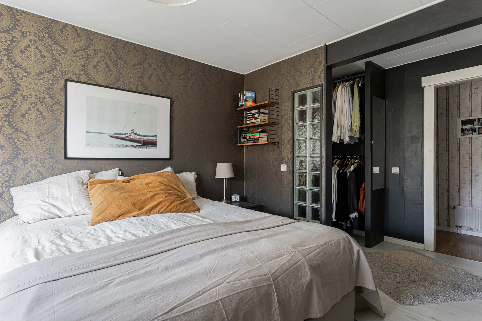 Radhus, Norra Allégatan 37F, Karlsdal, Västerås
