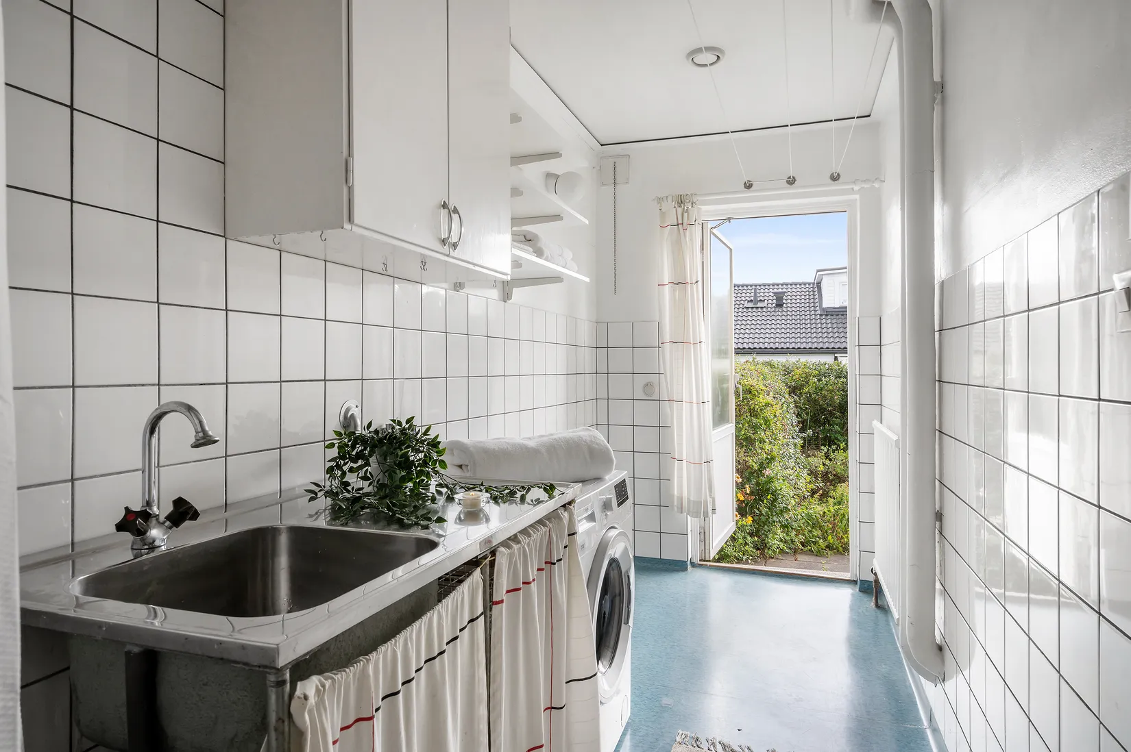 Radhus, Uppgårdsvägen 30, Solhem, Stockholm