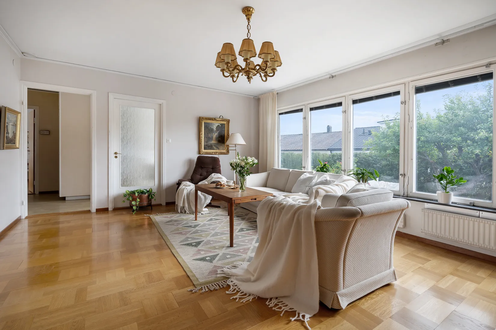 Radhus, Uppgårdsvägen 30, Solhem, Stockholm