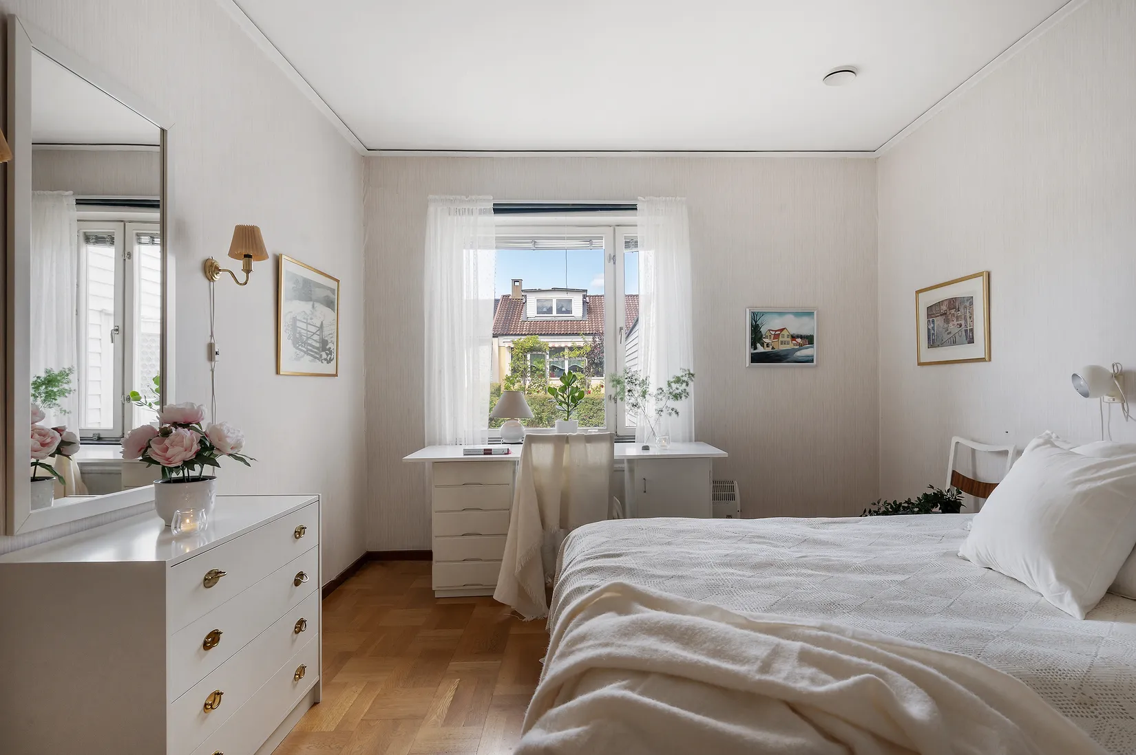 Radhus, Uppgårdsvägen 30, Solhem, Stockholm