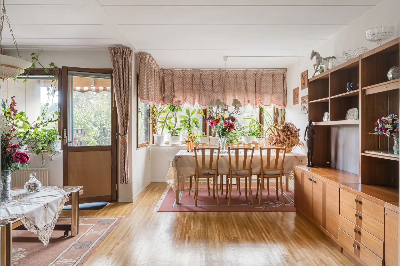 Villa, Hantverksvägen 75, Smedby, Österåker