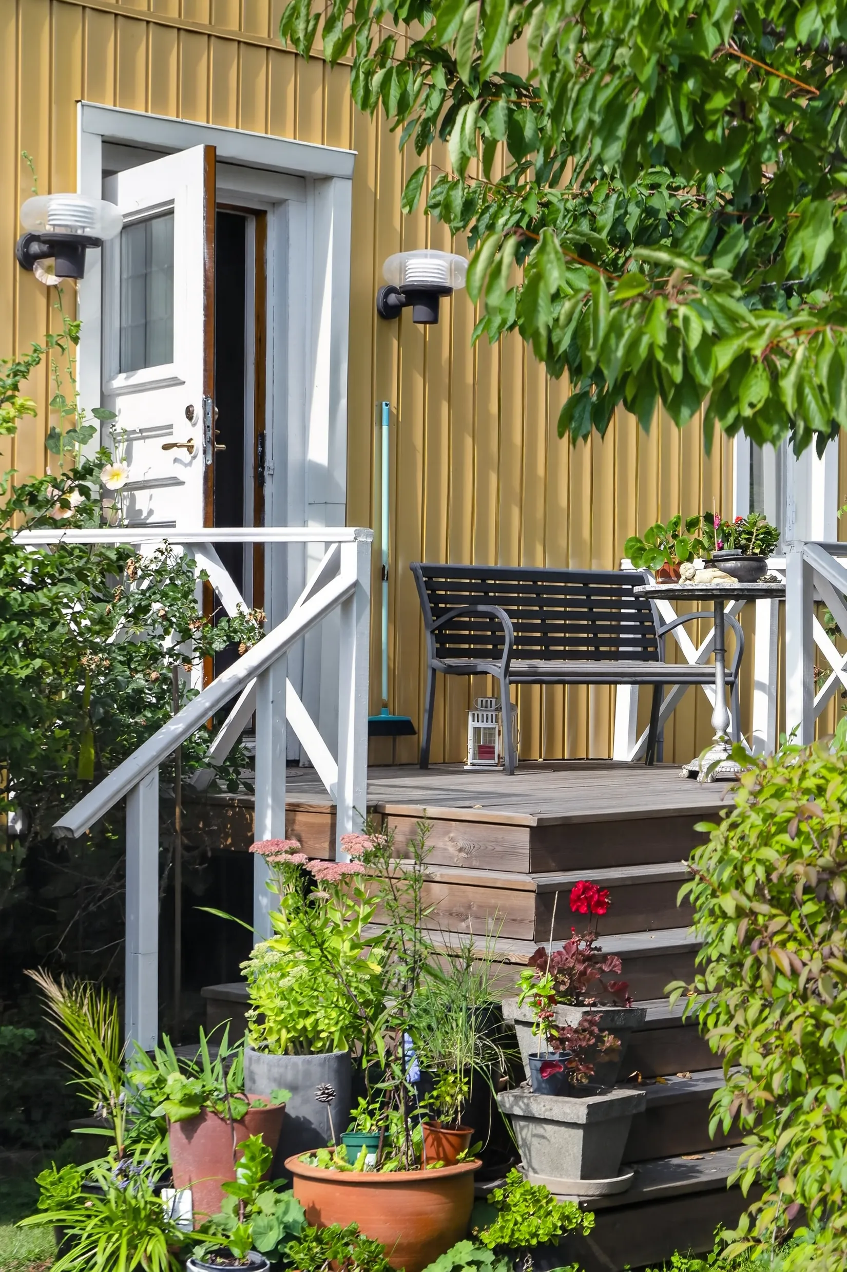 Radhus, Arvid Bjerkesgatan 10, Utby, Göteborg