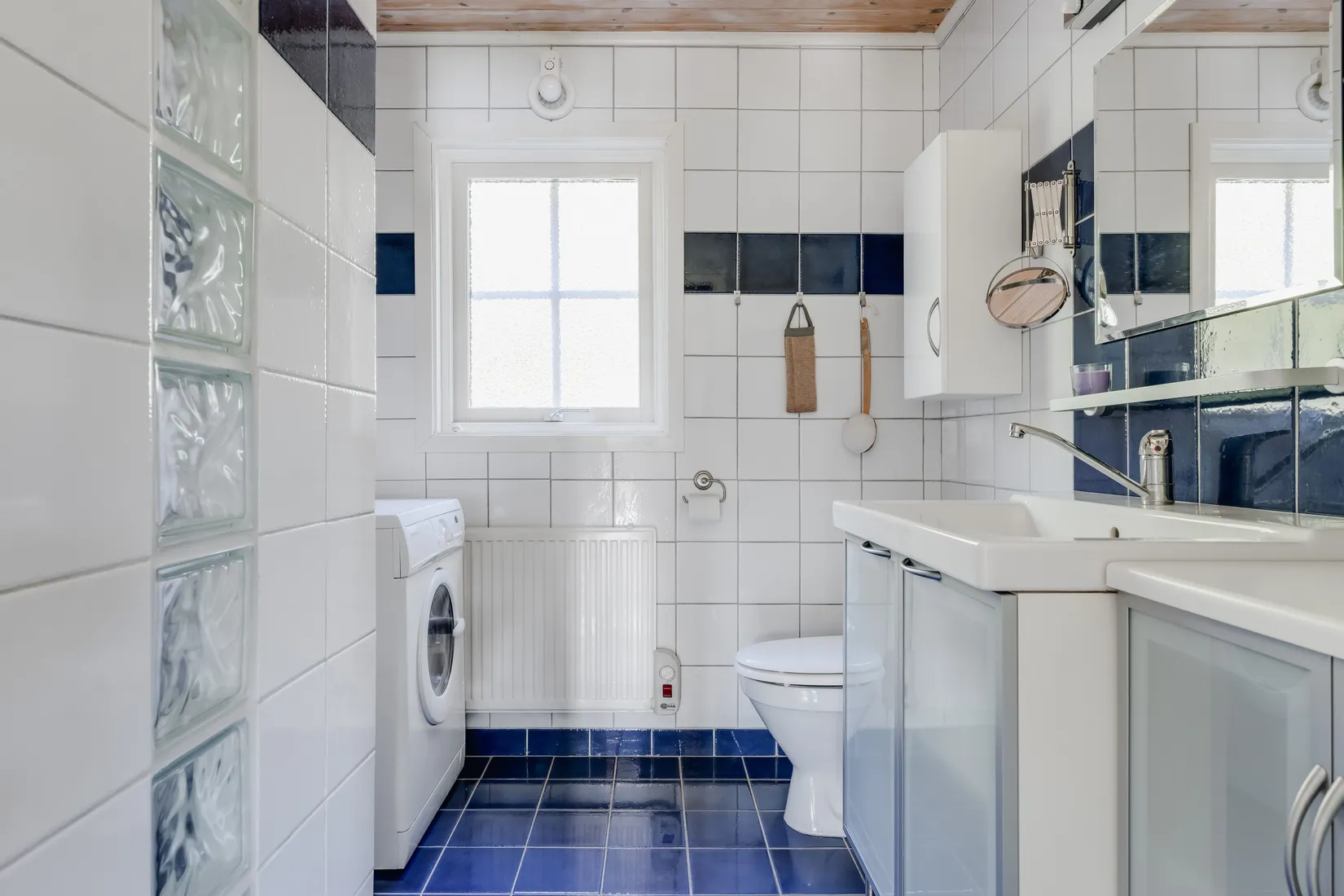Villa, Vännebosjövägen 11, Mark