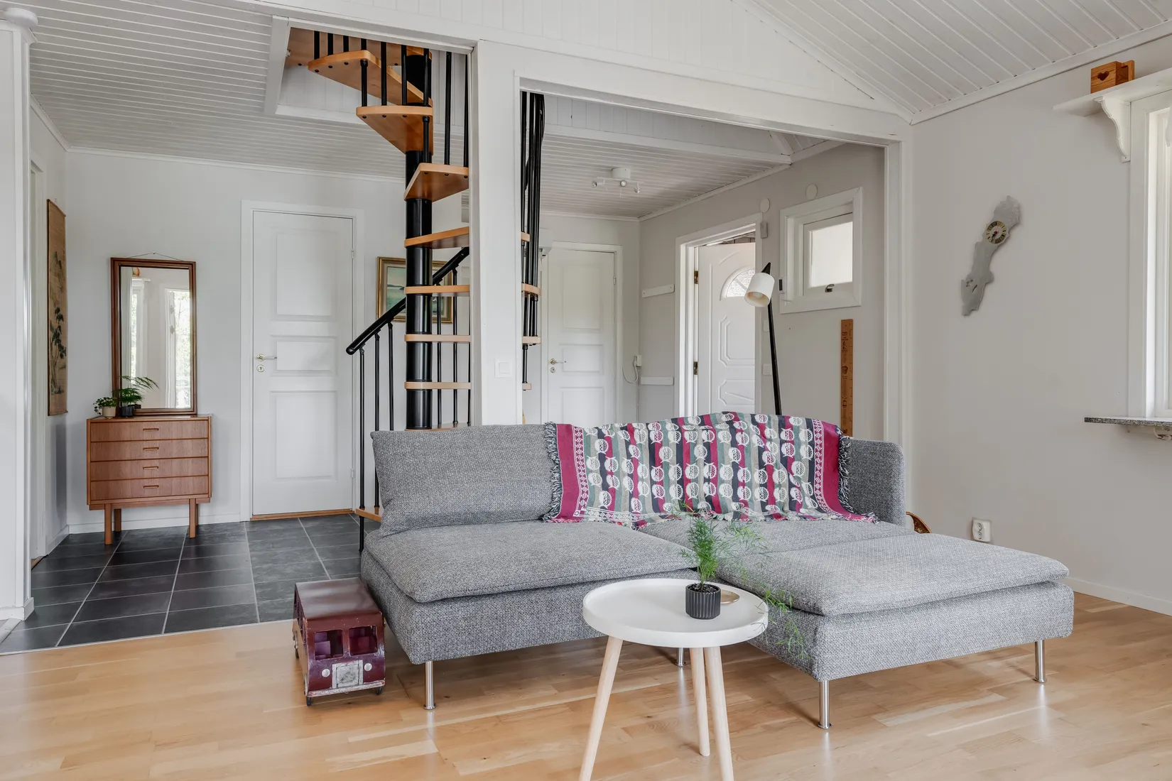Villa, Vännebosjövägen 11, Mark