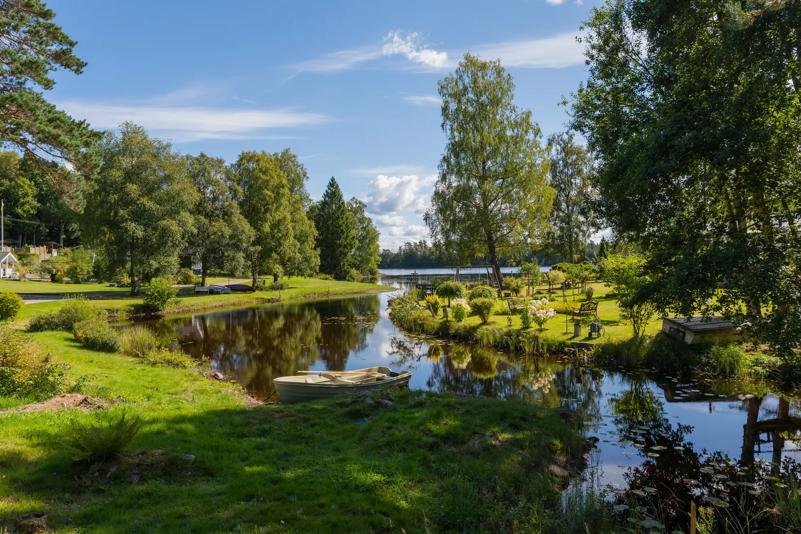 Villa, Vännebosjövägen 11, Mark