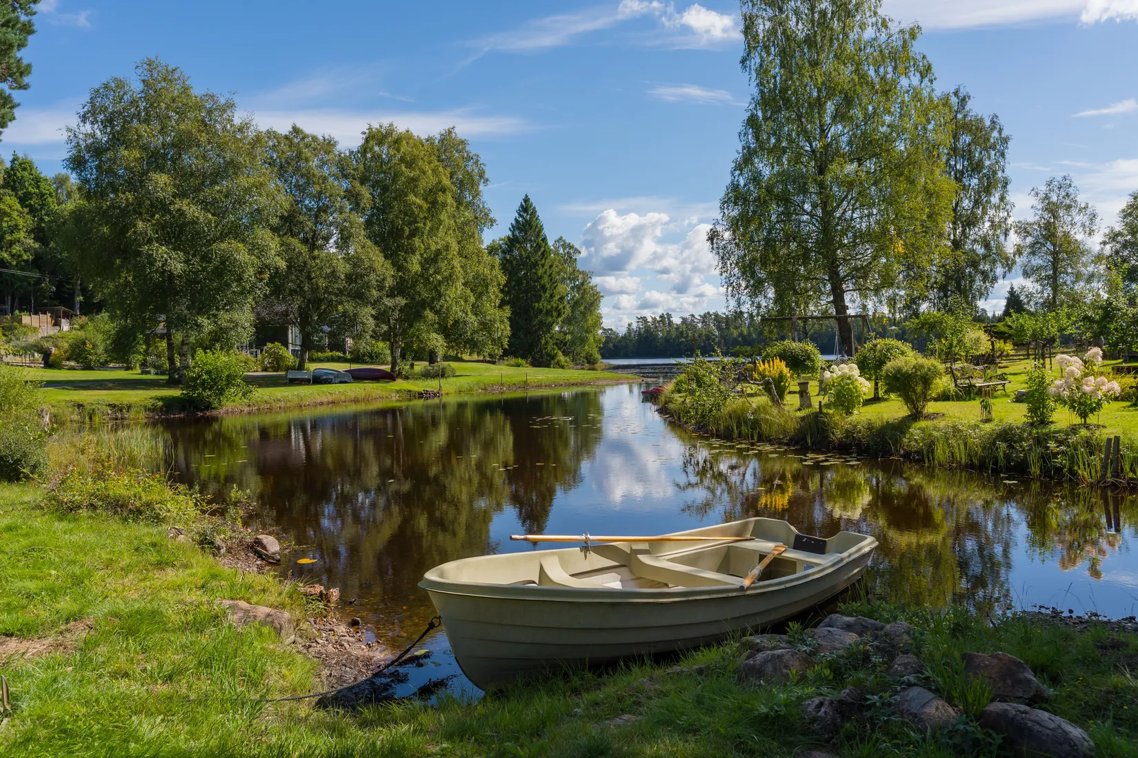 Villa, Vännebosjövägen 11, Mark