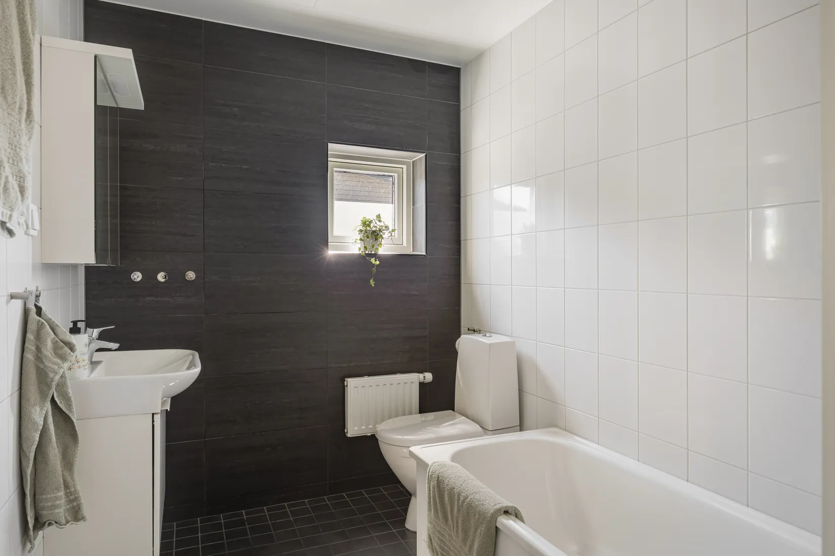Radhus, Hortensiavägen 85, Vistaberg, Huddinge