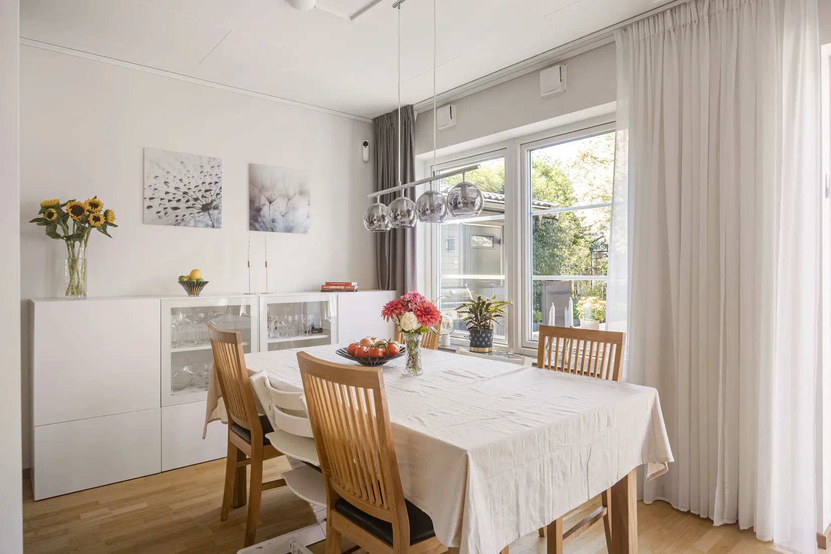 Radhus, Hortensiavägen 85, Vistaberg, Huddinge