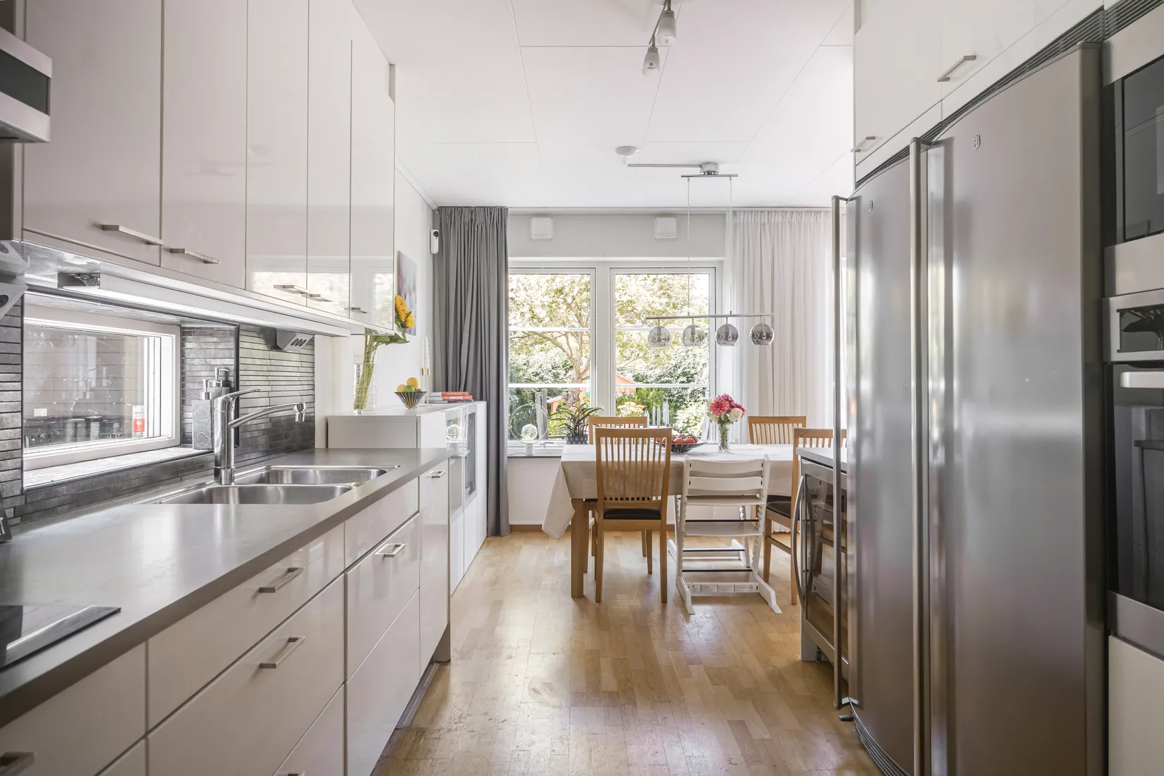 Radhus, Hortensiavägen 85, Vistaberg, Huddinge