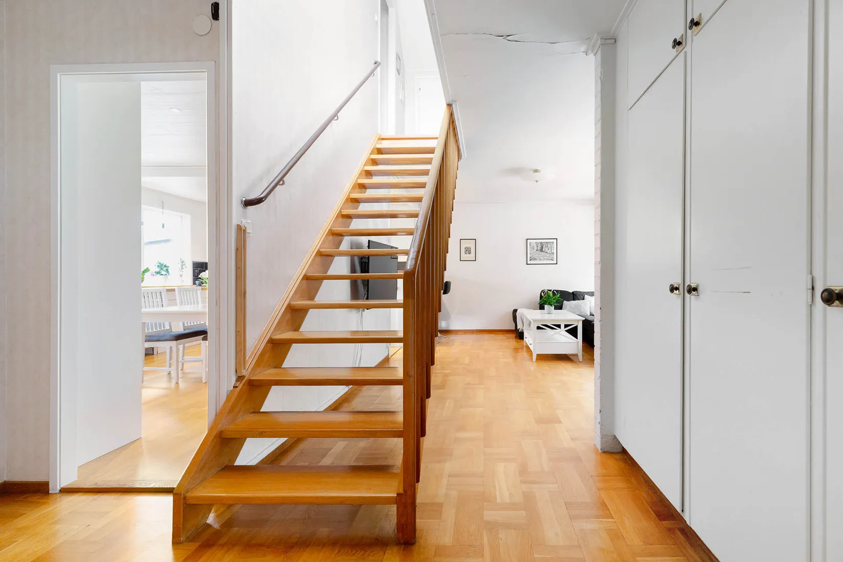 Radhus, Ekhammarsvägen 44, Gamla Kungsängen, Upplands-Bro
