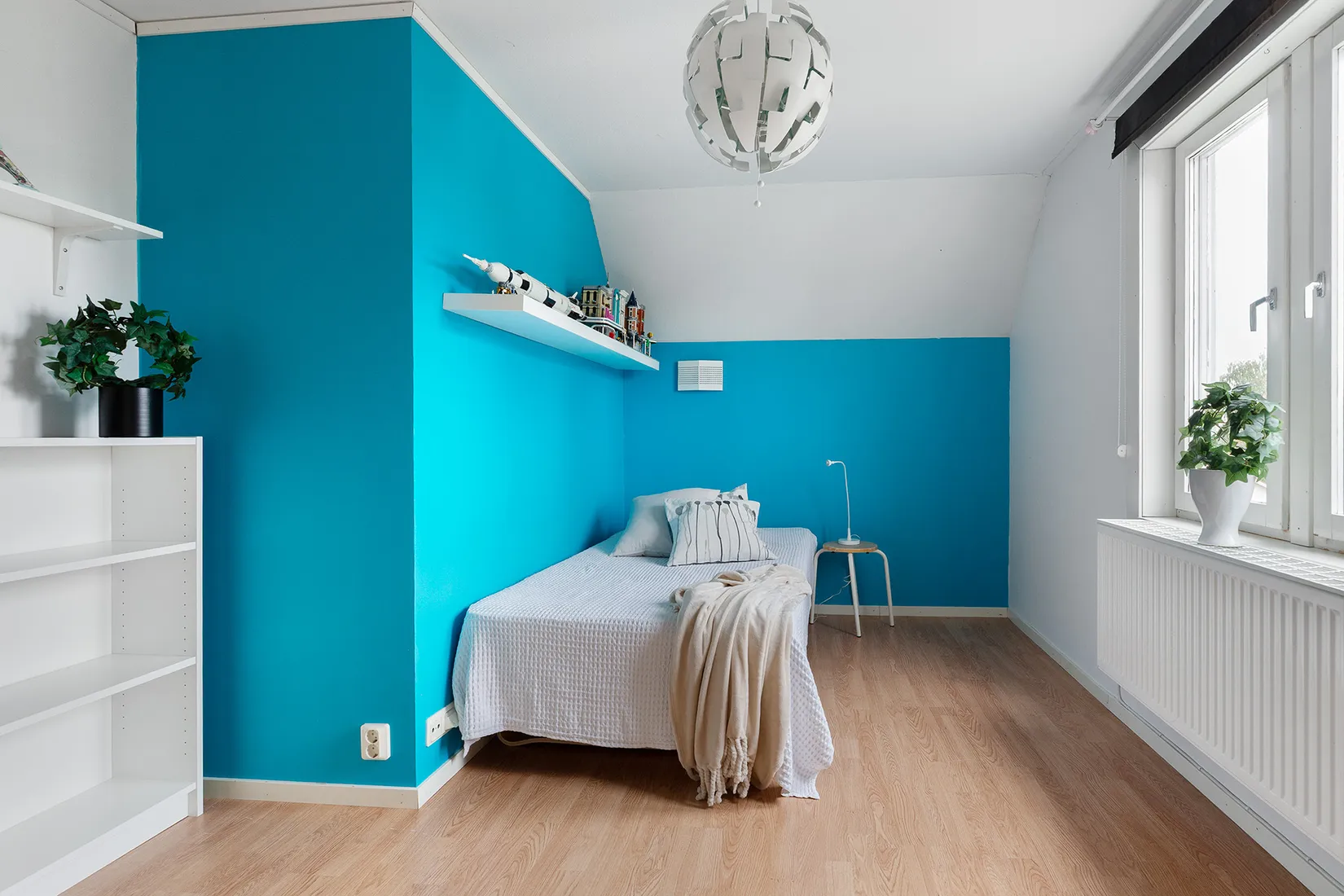 Radhus, Ekhammarsvägen 44, Gamla Kungsängen, Upplands-Bro