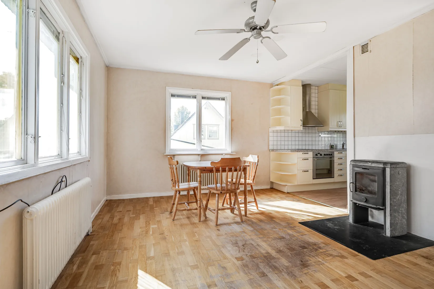 Villa, Tegelsmoravägen 48, Örbyhus, Tierp