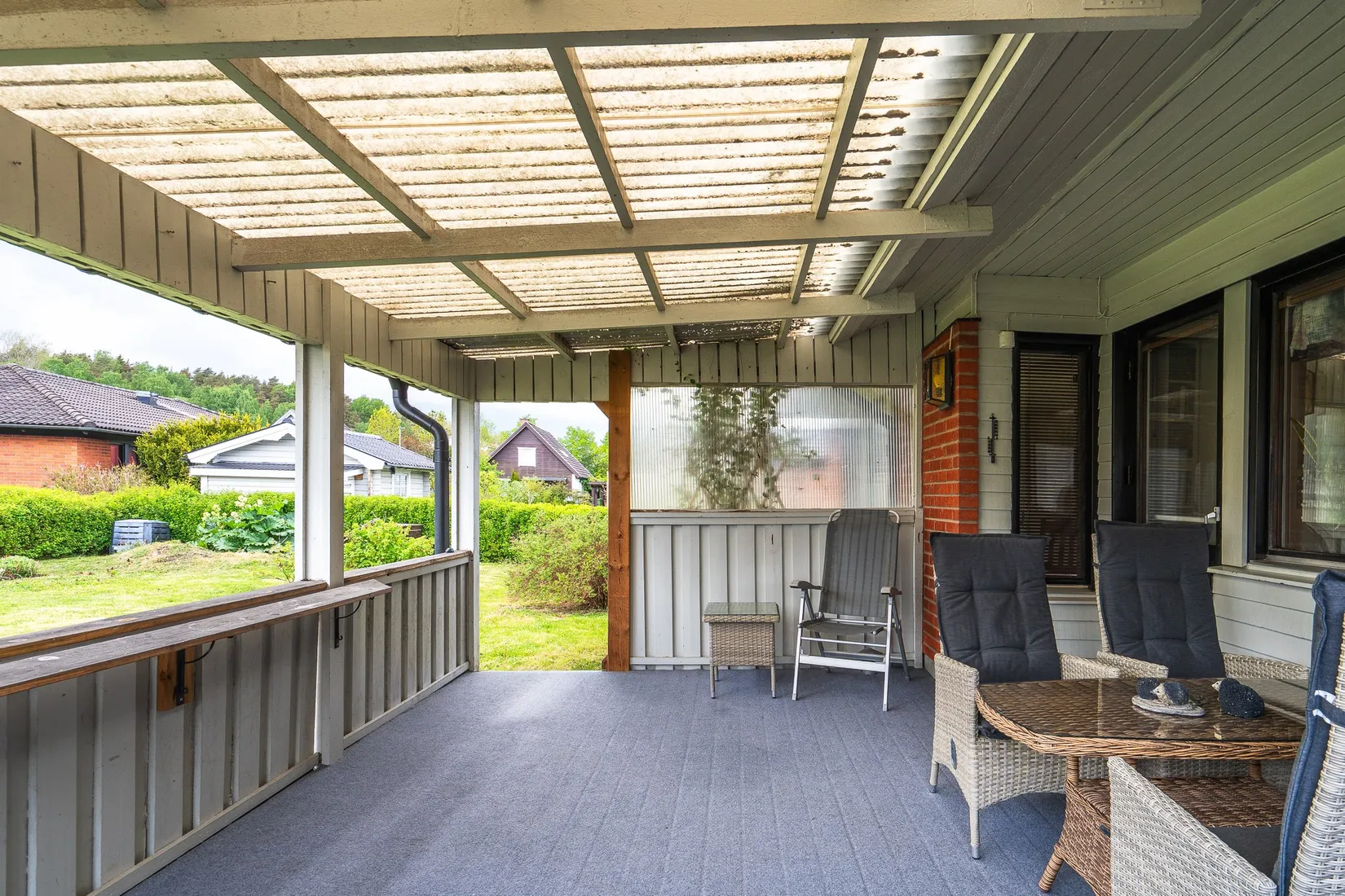 Villa, Bollgatan 5, Ullvibackar, Köping