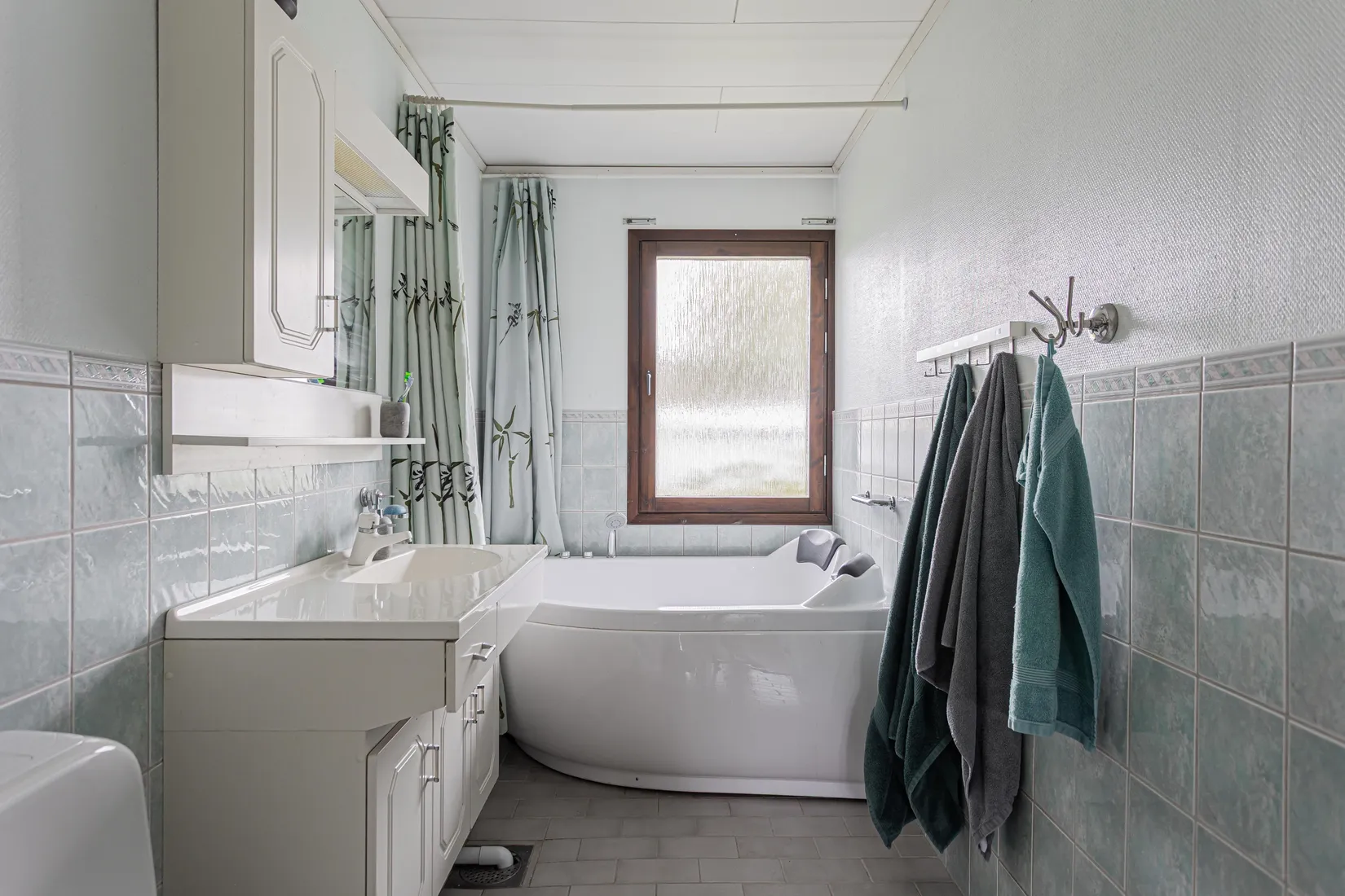 Villa, Bollgatan 5, Ullvibackar, Köping