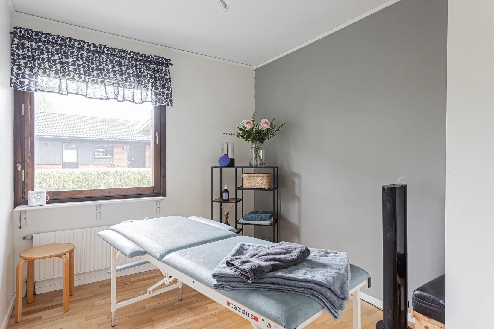 Villa, Bollgatan 5, Ullvibackar, Köping