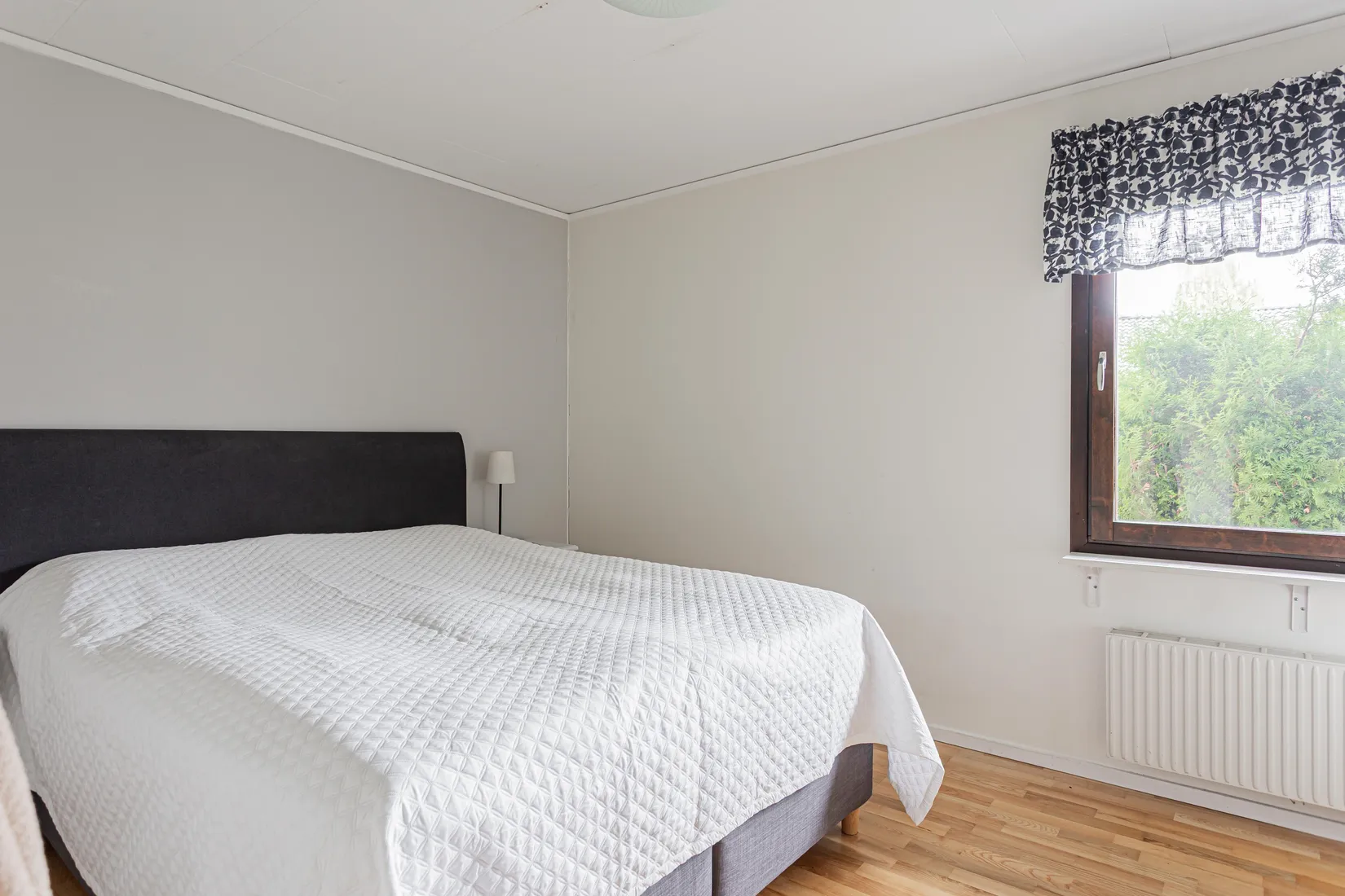 Villa, Bollgatan 5, Ullvibackar, Köping