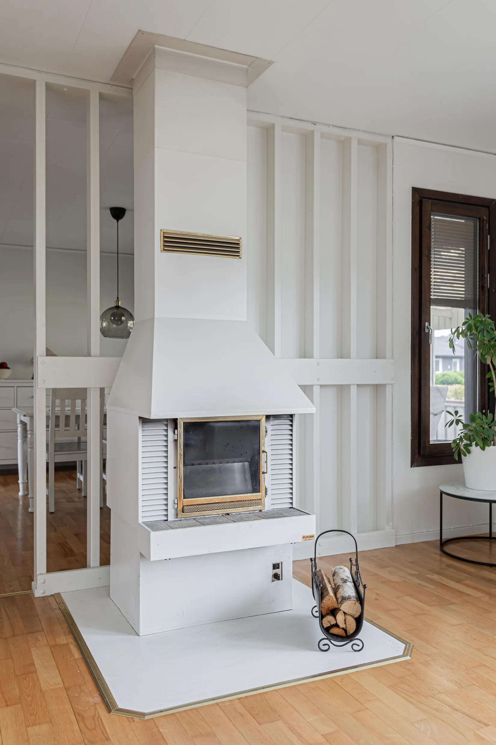 Villa, Bollgatan 5, Ullvibackar, Köping