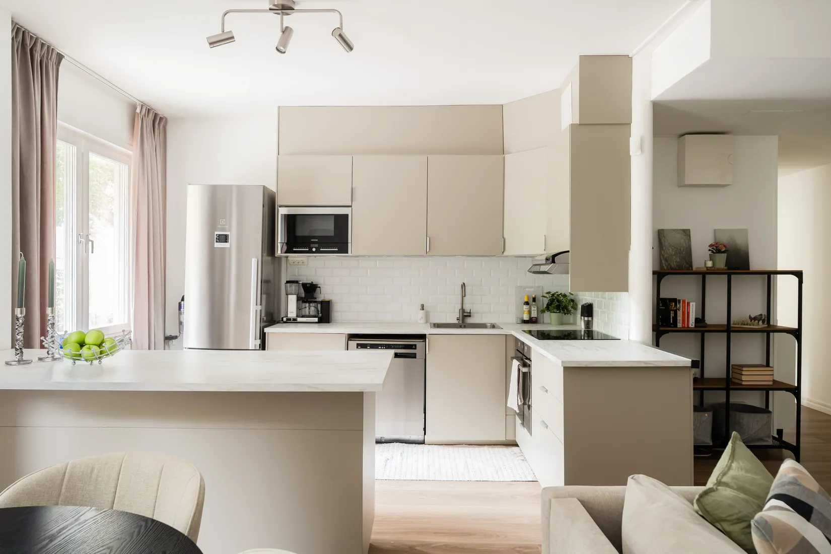 Bostadsrätt, Starrbäcksgatan 6, Centrala Sundbyberg, Sundbyberg