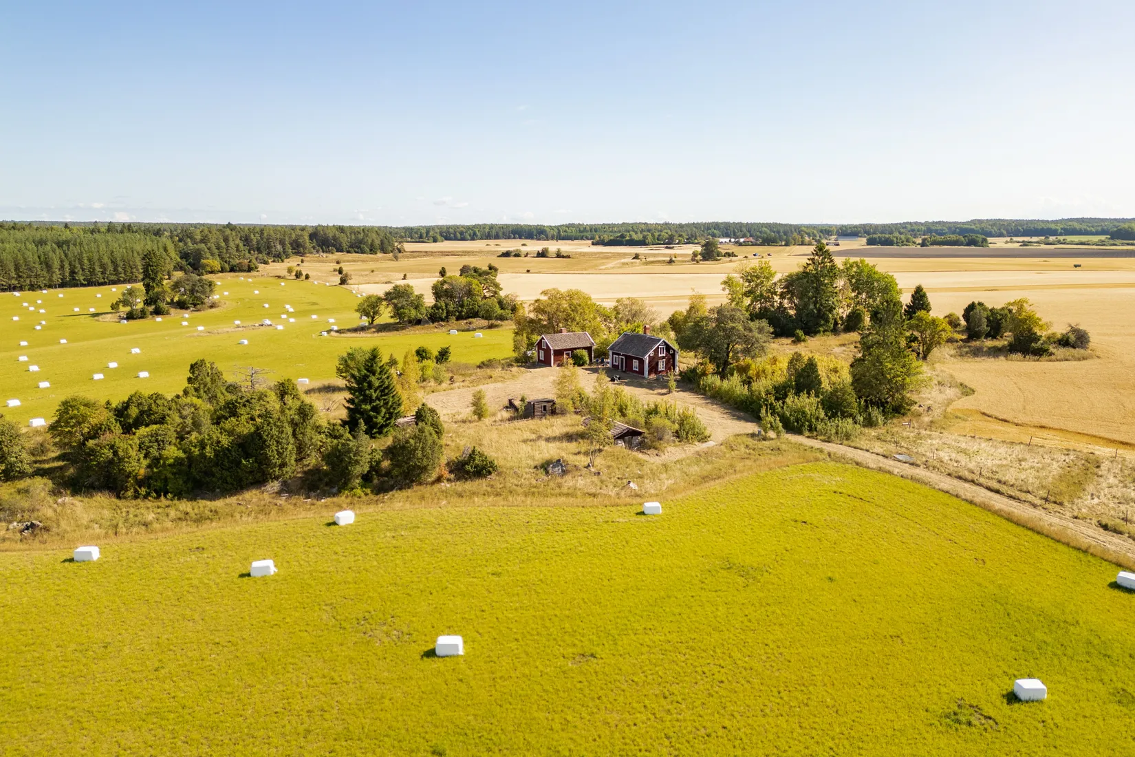 Fritidshus, Österunda Hässelsta 5 & 6, Österunda, Enköping