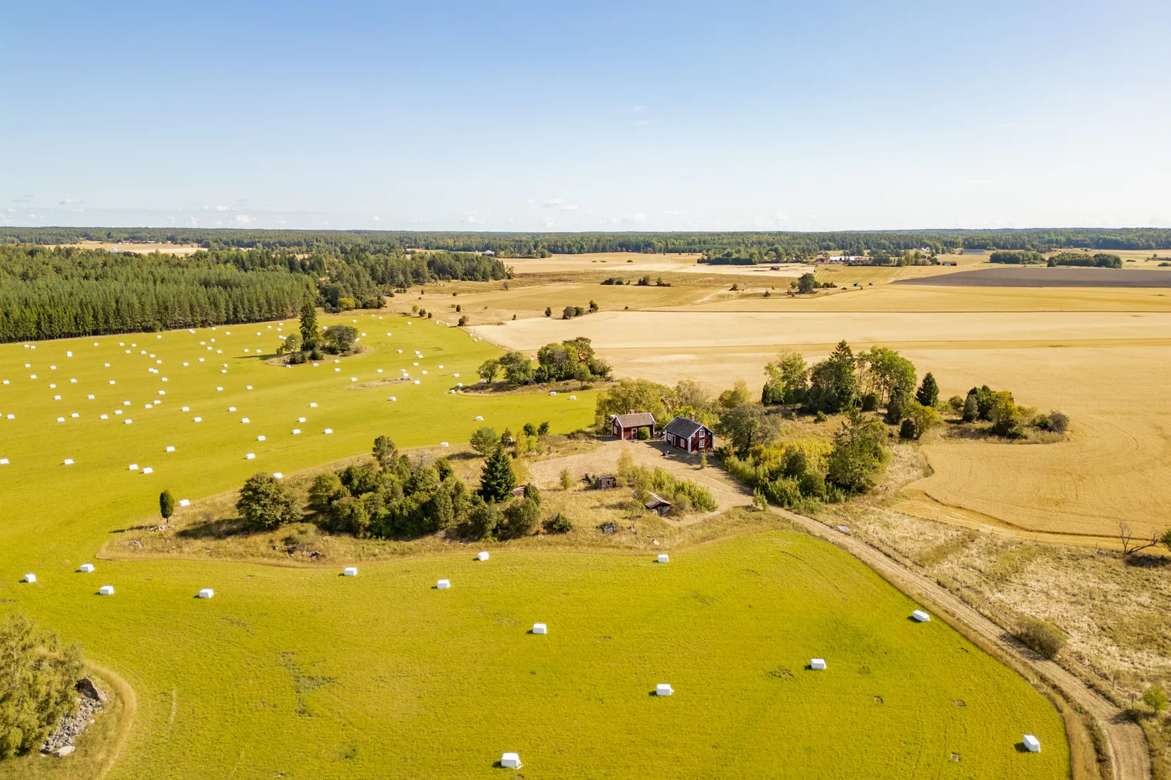 Fritidshus, Österunda Hässelsta 5 & 6, Österunda, Enköping