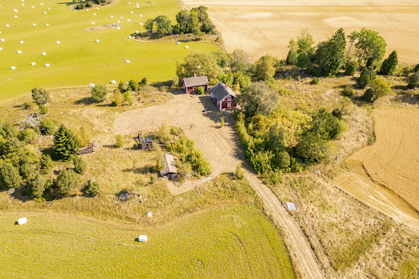 Fritidshus, Österunda Hässelsta 5 & 6, Österunda, Enköping