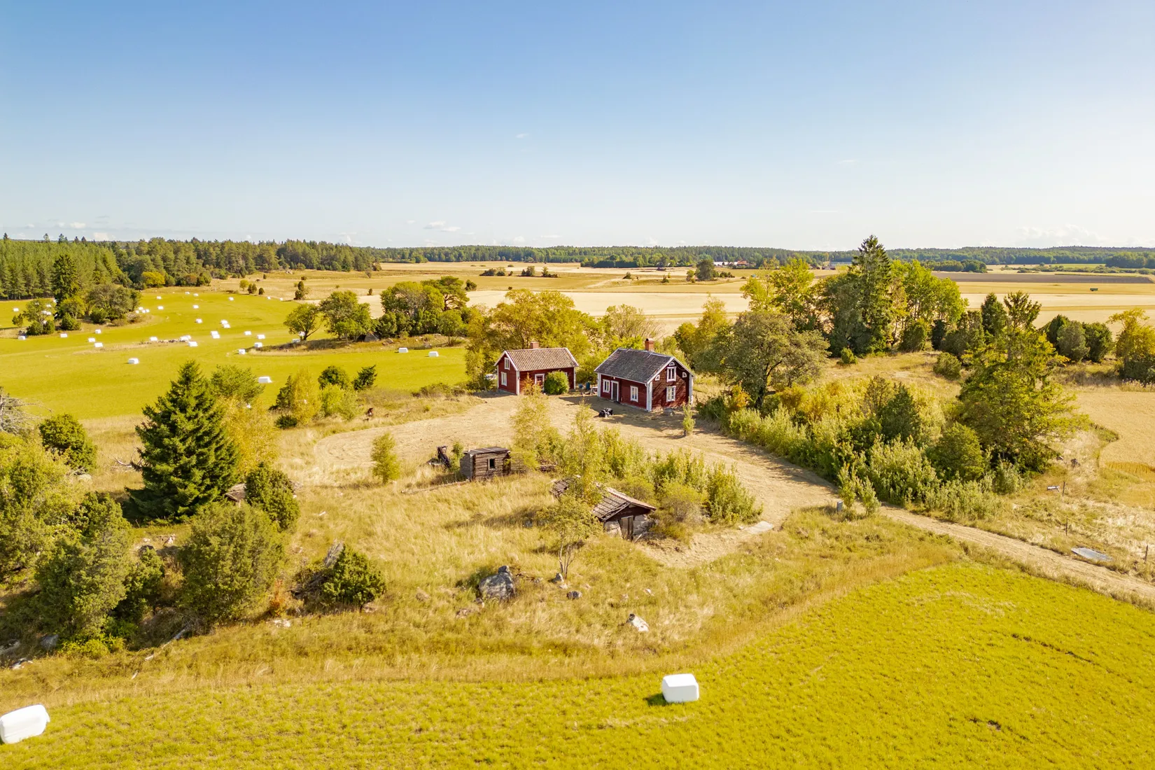 Fritidshus, Österunda Hässelsta 5 & 6, Österunda, Enköping