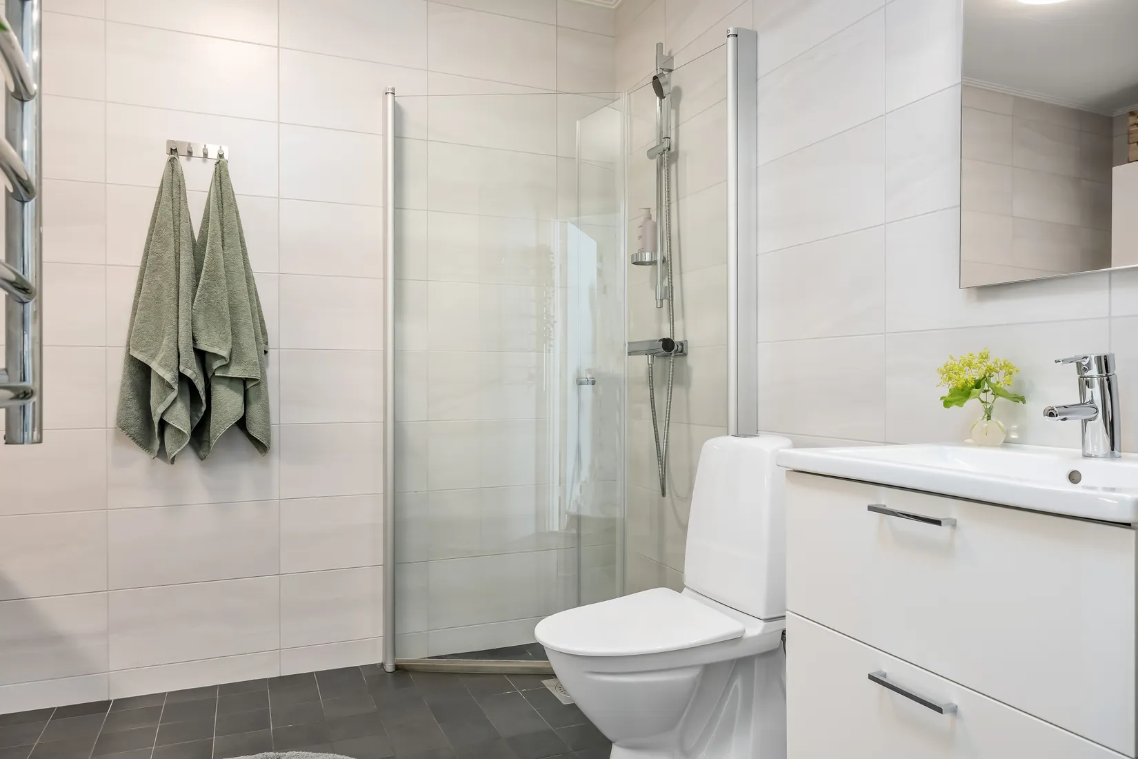 Radhus, Stensötavägen 58B, Svärtinge - Skogsbacke, Norrköping