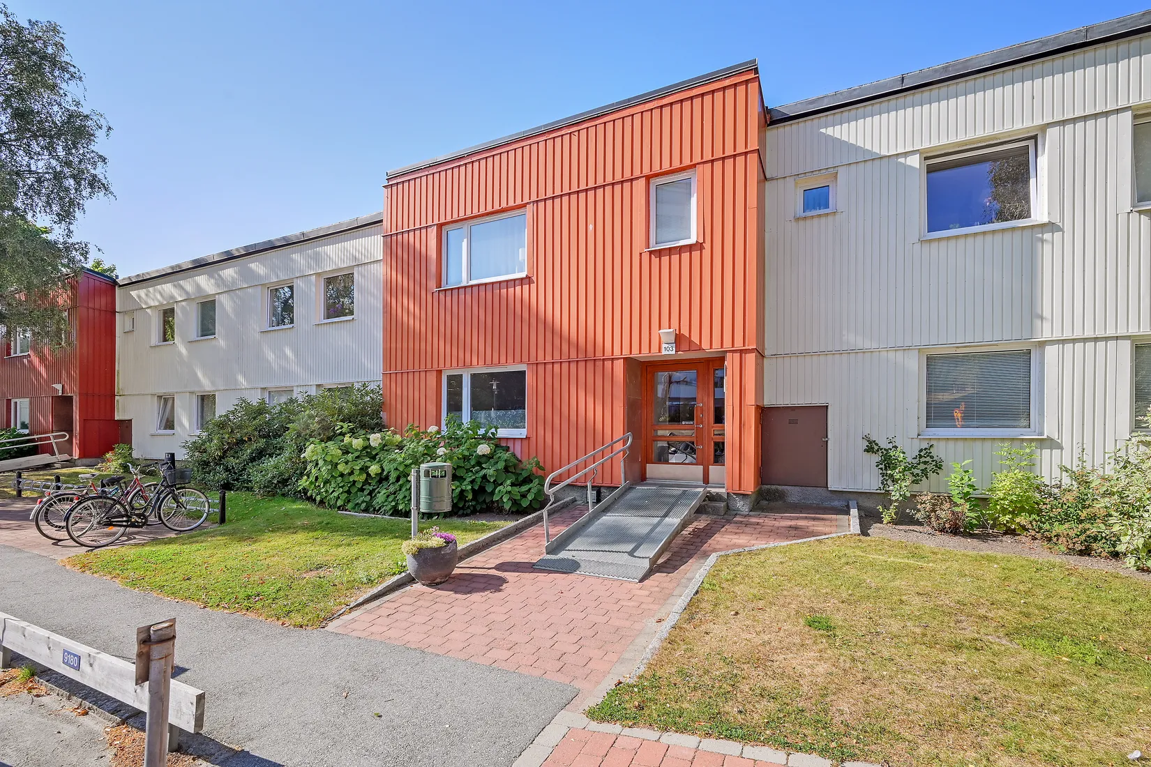 Bostadsrätt, Herrgårdsvägen 103, Centrala Väsby, Upplands Väsby