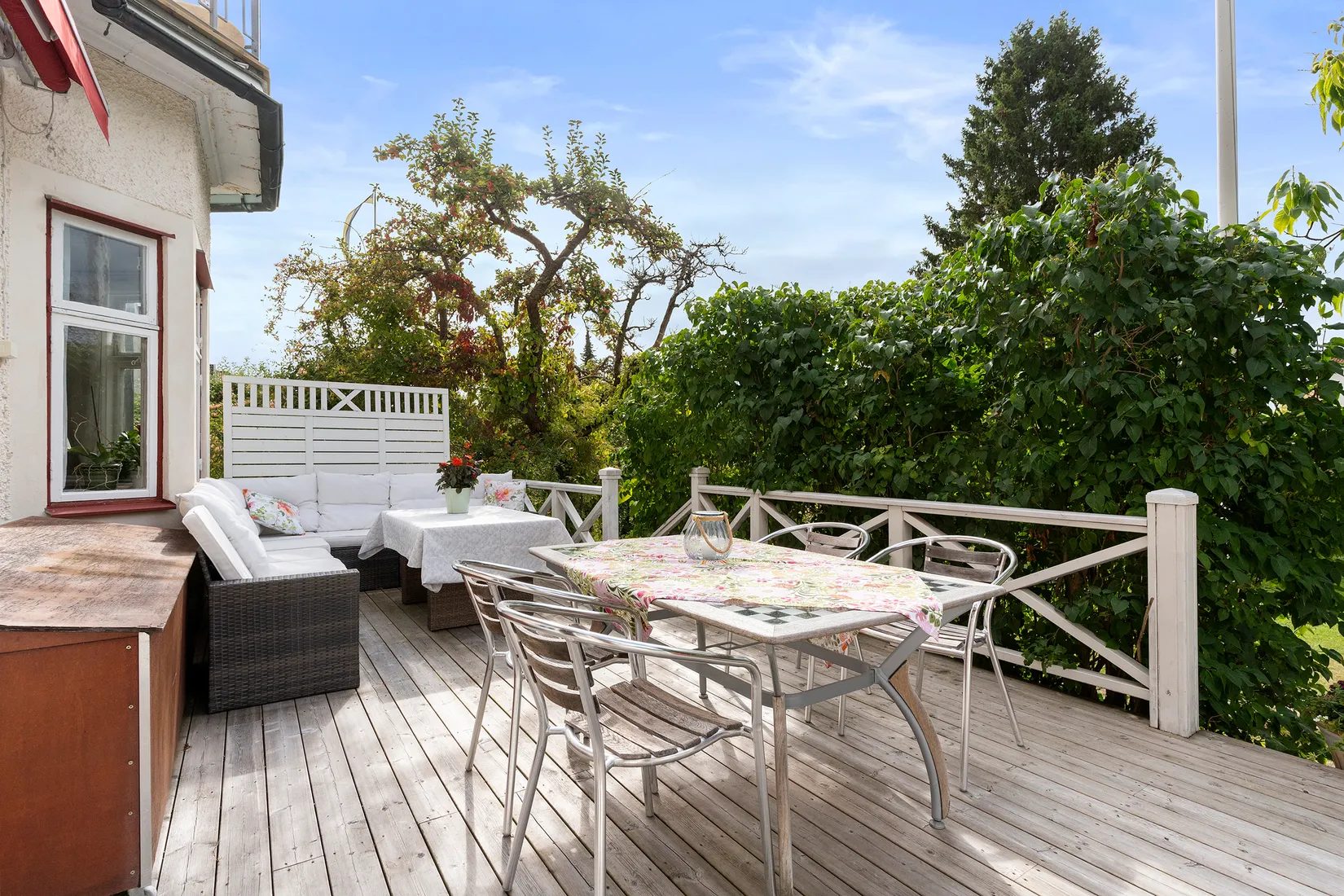 Villa, Södra Järnvägsgatan 17, Centralt, Vänersborg
