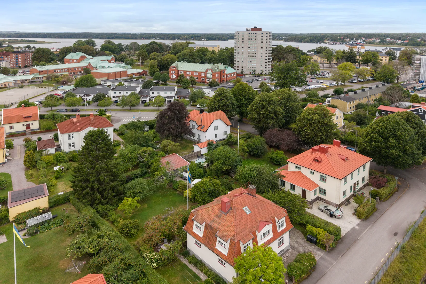 Villa, Södra Järnvägsgatan 17, Centralt, Vänersborg