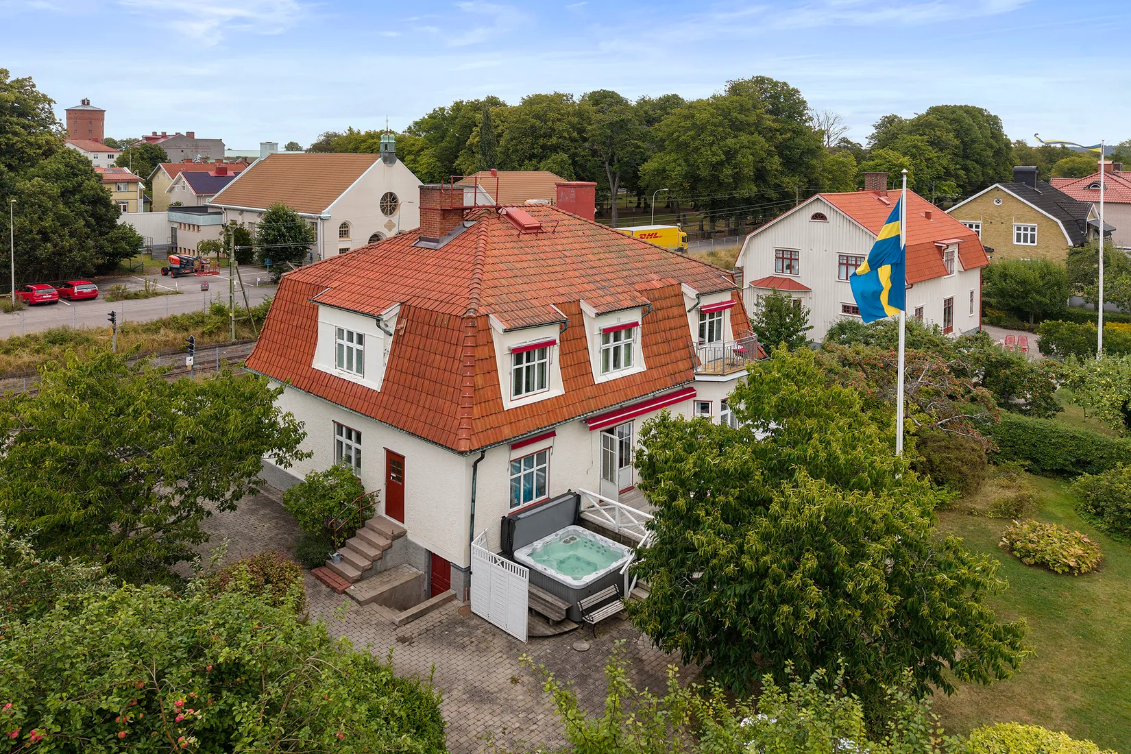 Villa, Södra Järnvägsgatan 17, Centralt, Vänersborg