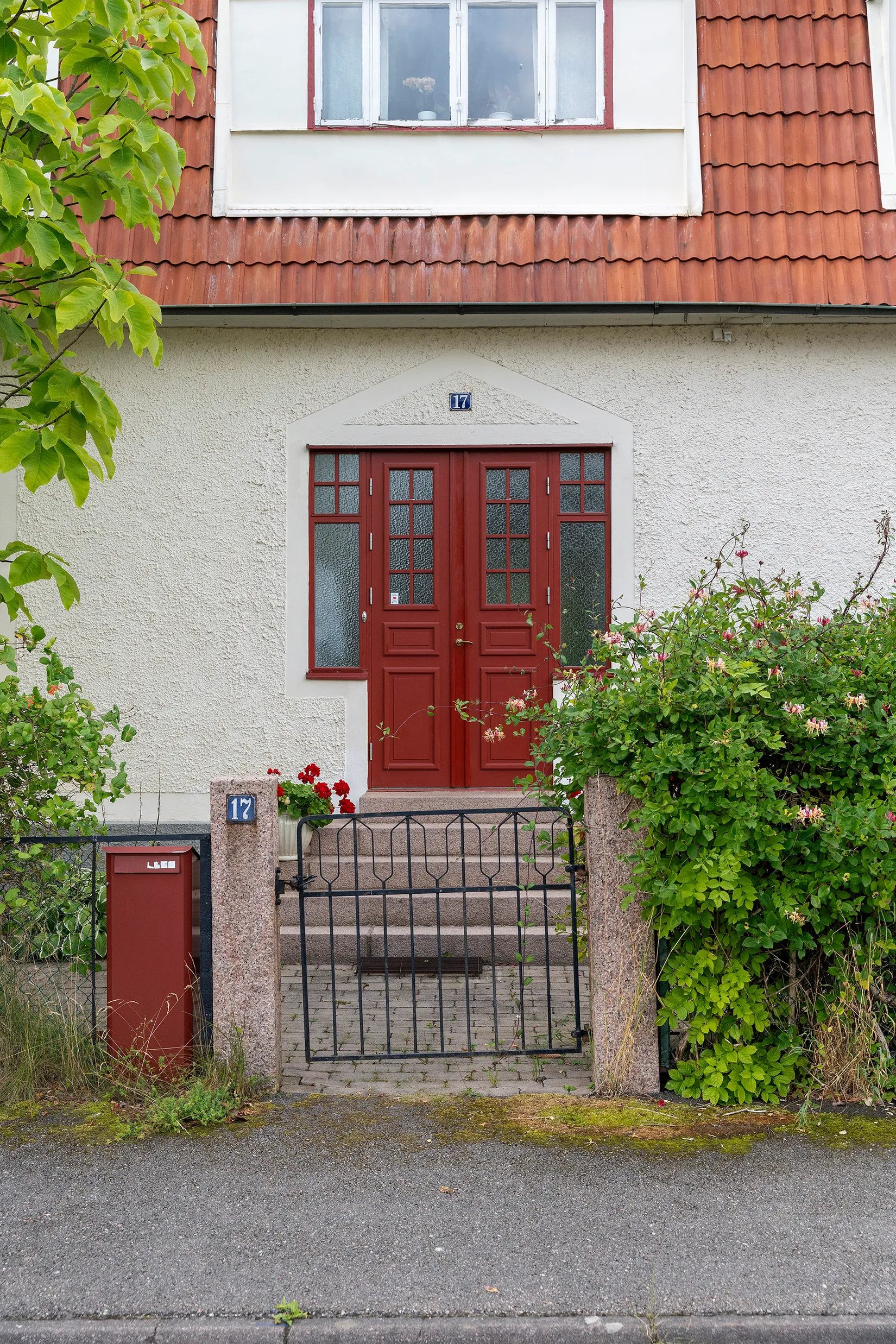 Villa, Södra Järnvägsgatan 17, Centralt, Vänersborg